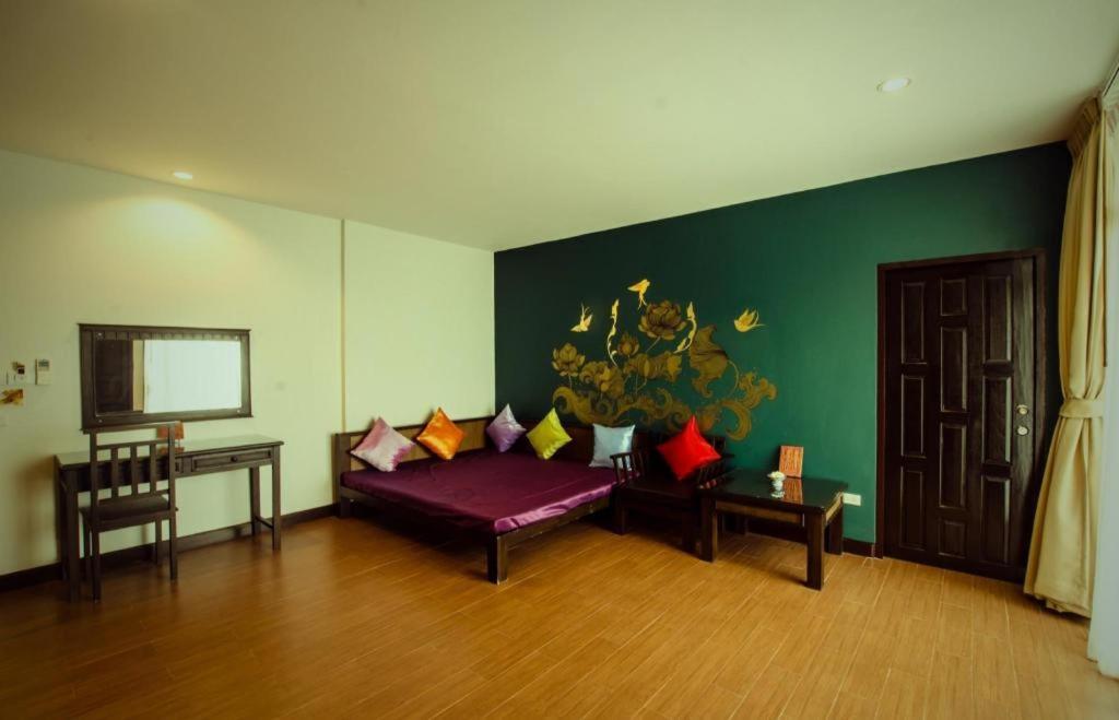 Maytara 3*
